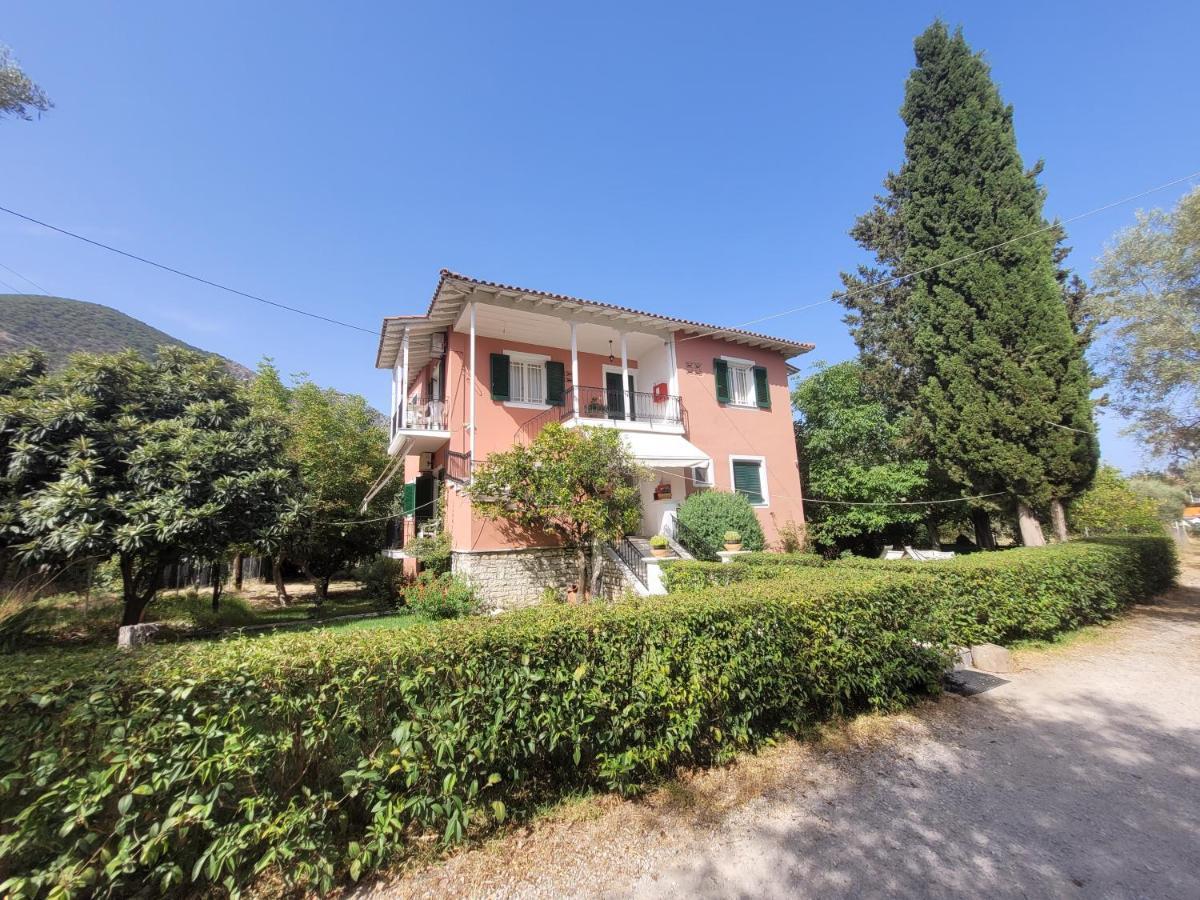 Villa Petros Nydri  Esterno foto