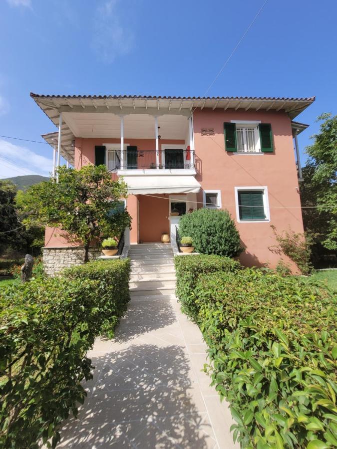 Villa Petros Nydri  Esterno foto
