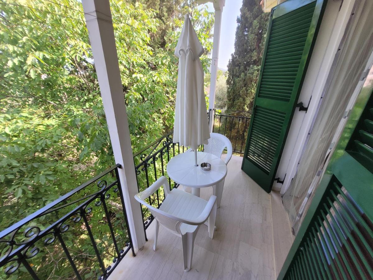 Villa Petros Nydri  Esterno foto